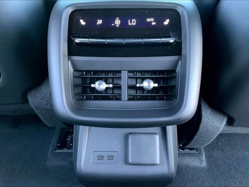 New 2026 Cadillac Lyriq V AWD/4WD image 21