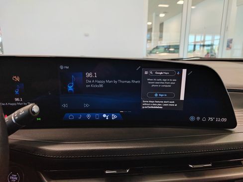 Used 2024 Cadillac XT4 Premium Luxury FWD image 22
