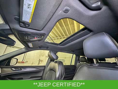 Used 2024 Jeep Grand Cherokee L Altitude AWD/4WD image 4