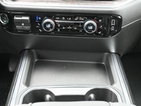 New 2026 Chevrolet Silverado 2500 LTZ w/ LTZ Convenience Package AWD/4WD image 24