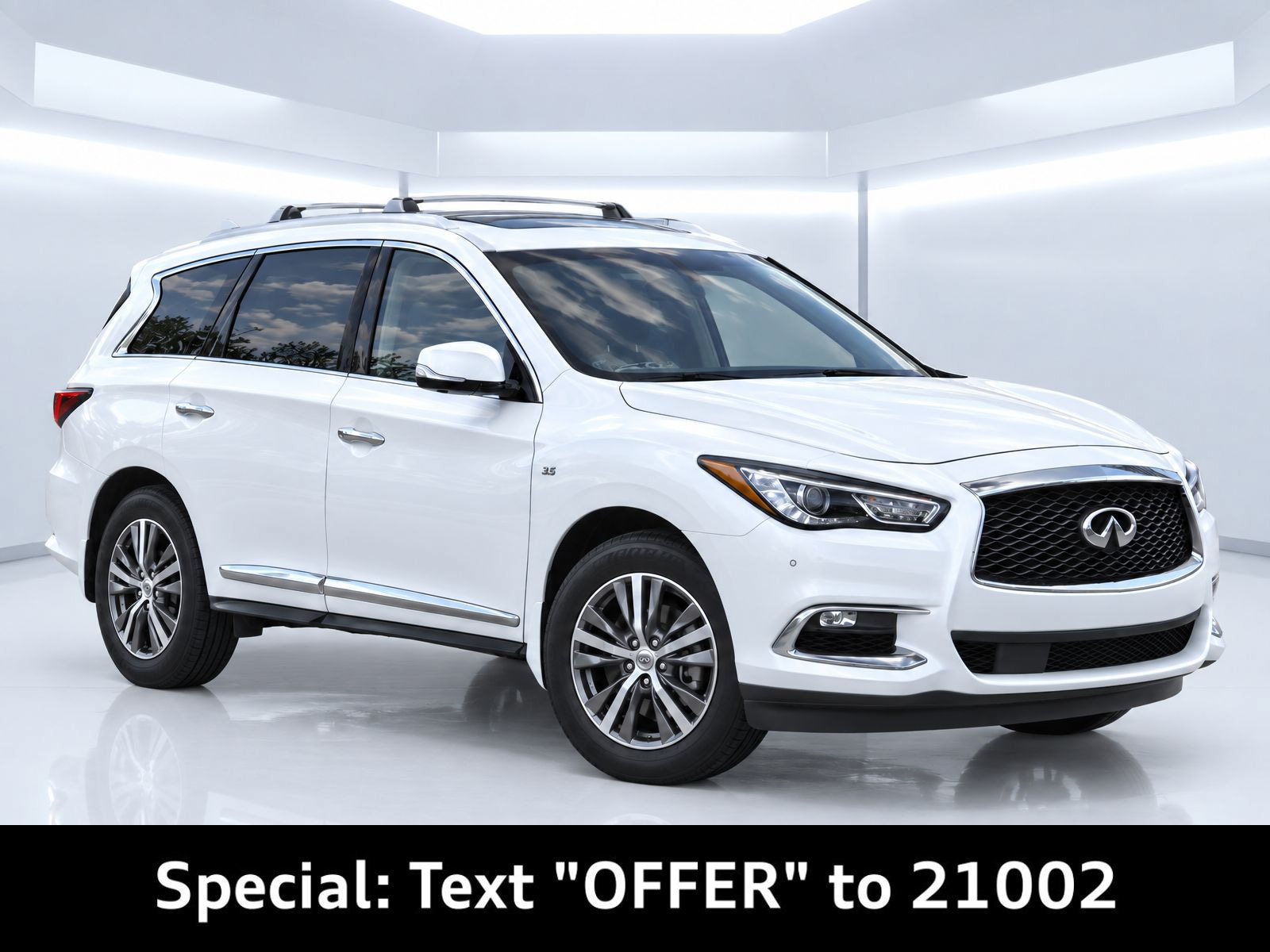 Used 2020 INFINITI QX60 Luxe w/ Essential Package AWD/4WD image 2
