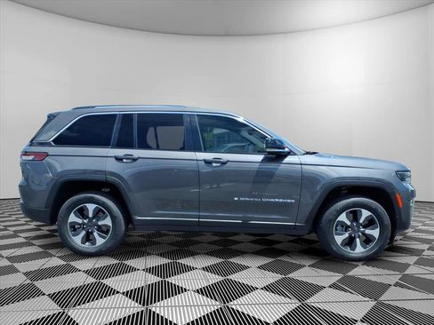 Used 2022 Jeep Grand Cherokee Limited 4xe AWD/4WD image 30