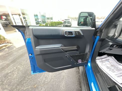 Used 2024 Ford Bronco Outer Banks image 13