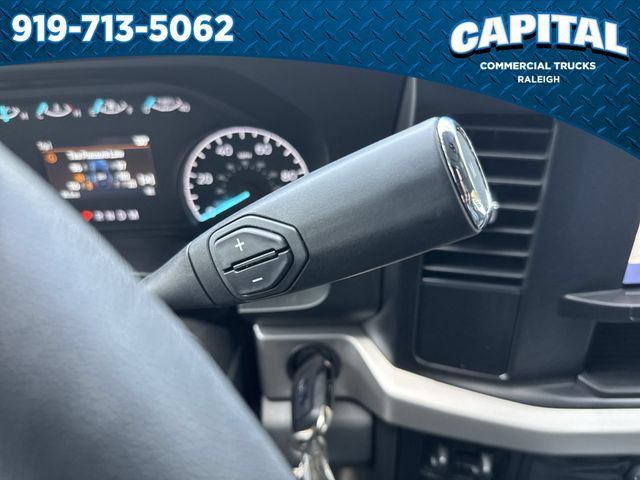 New 2026 Ford F550 4x4 Crew Cab image 32