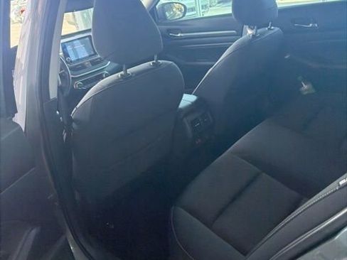 Used 2019 Nissan Altima 2.5 SV FWD image 6