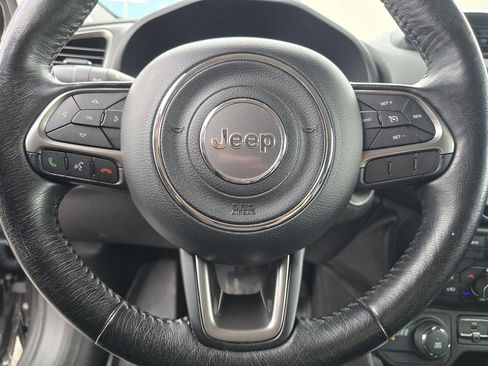 Used 2021 Jeep Renegade Limited image 34