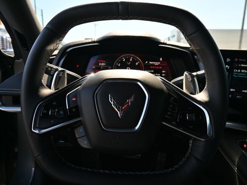 Used 2024 Chevrolet Corvette Stingray Preferred Conv w/ Z51 Performance Package image 23