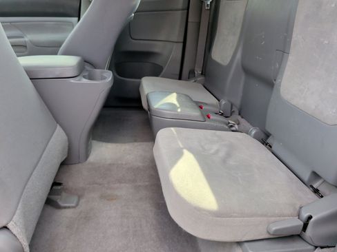 Used 2009 Toyota Tacoma PreRunner image 27