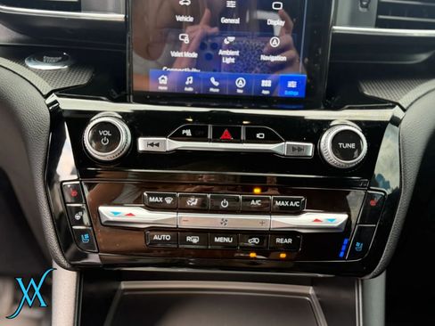 Used 2023 Ford Explorer ST w/ Equipment Group 401A AWD/4WD image 35