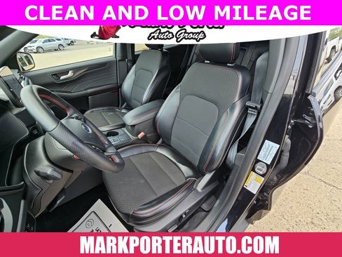 Used 2024 Ford Escape ST-Line image 19