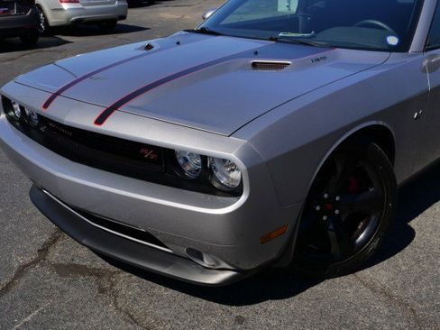 Used 2014 Dodge Challenger R/T w/ Blacktop Package image 44