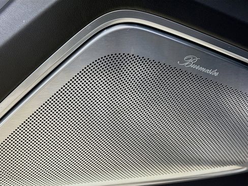 Certified 2020 Porsche Cayenne Turbo S AWD/4WD image 23