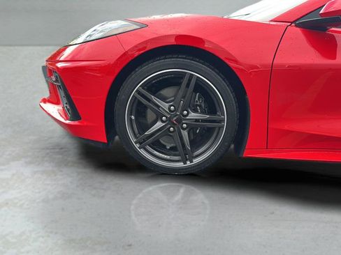 Used 2025 Chevrolet Corvette Stingray Coupe w/ 1LT RWD image 18