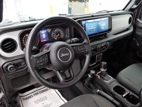 Used 2024 Jeep Wrangler Sport AWD/4WD image 11