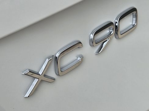 New 2026 Volvo XC90 T8 Ultra w/ Protection Package Premier AWD/4WD image 32