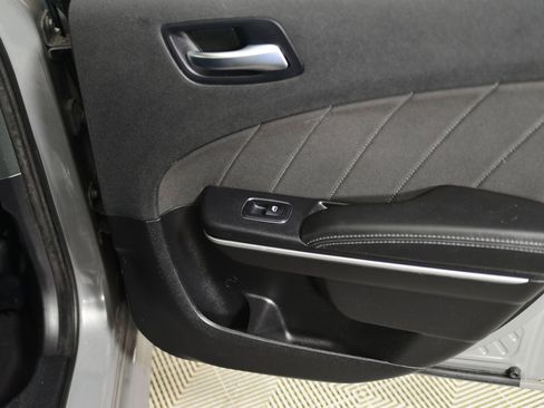 Used 2019 Dodge Charger GT image 14