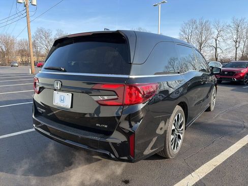 Certified 2026 Honda Odyssey Elite image 5