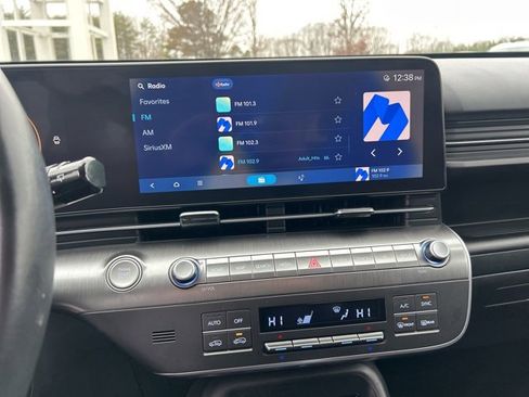 Used 2025 Hyundai Kona SEL image 22