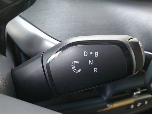 New 2025 Volkswagen ID. Buzz Pro S image 25