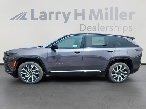 New 2025 Jeep Wagoneer S Limited image 2