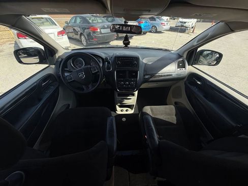 Used 2015 Dodge Grand Caravan SE w/ Quick Order Package 29E SE image 18