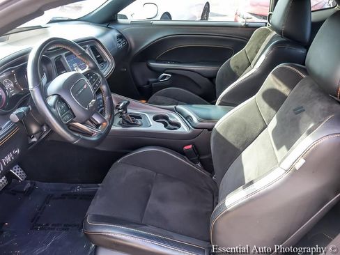Used 2023 Dodge Challenger GT w/ Plus Package RWD image 10