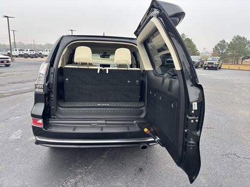 Used 2023 Lexus GX 460 Premium image 46