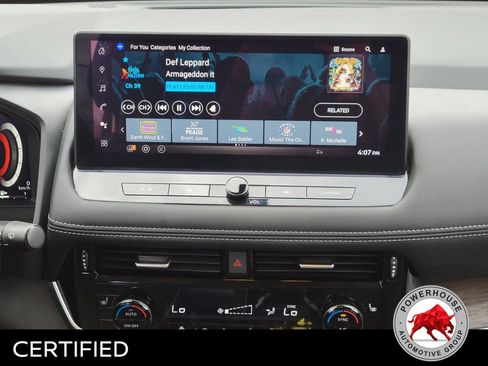 Used 2025 Nissan Rogue Platinum image 23