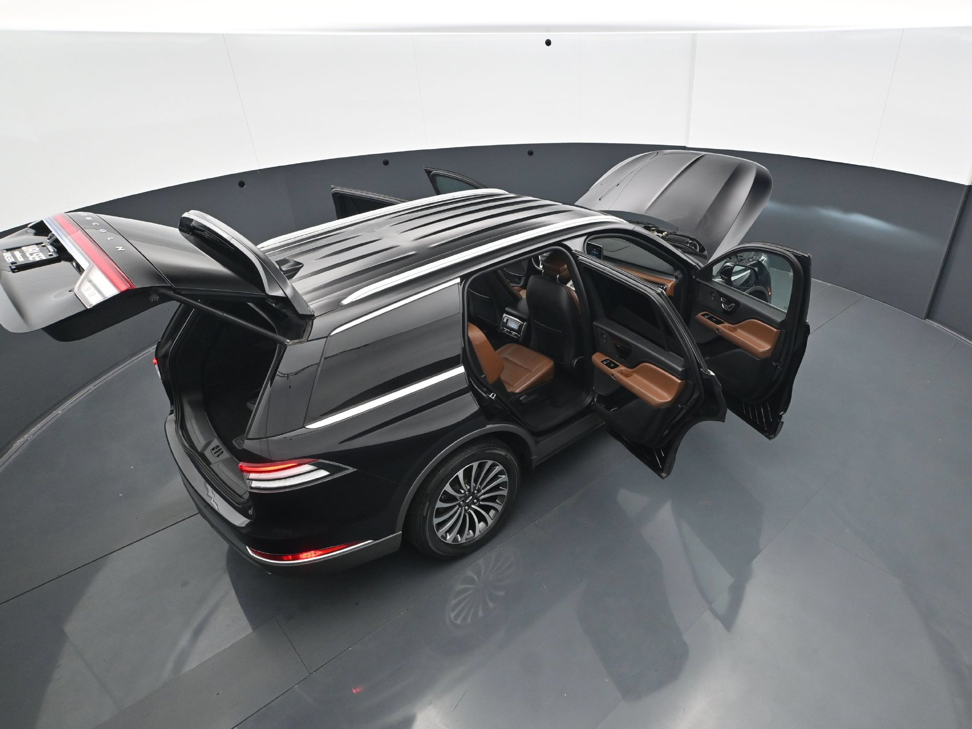 Used 2020 Lincoln Aviator Reserve w/ Class IV Trailer Tow Package AWD/4WD image 43