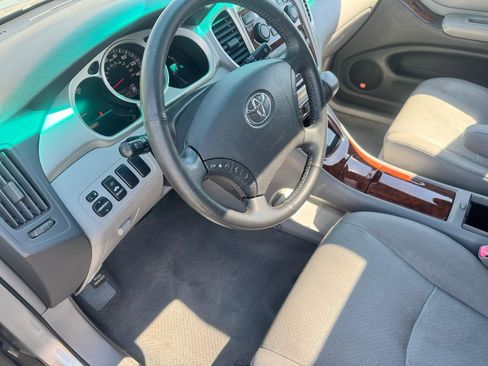 Used 2007 Toyota Highlander 2WD Hybrid image 19