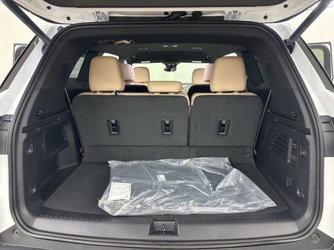 New 2026 Buick Enclave Preferred w/ Power Package AWD/4WD image 24