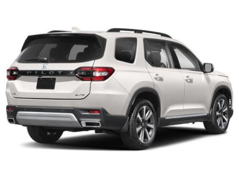 Used 2023 Honda Pilot Elite image 5