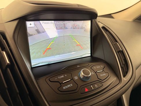 Used 2016 Ford Escape SE w/ Equipment Group 201A AWD/4WD image 25