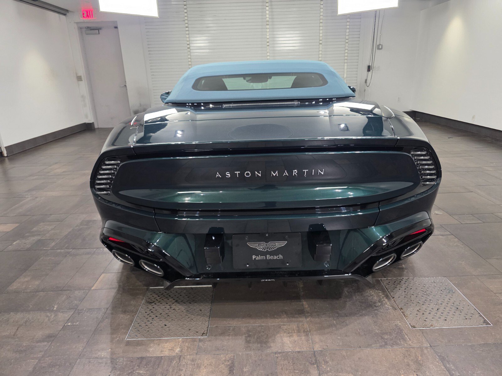 Used 2026 Aston Martin Vanquish 60th Anniversary Edition RWD image 20