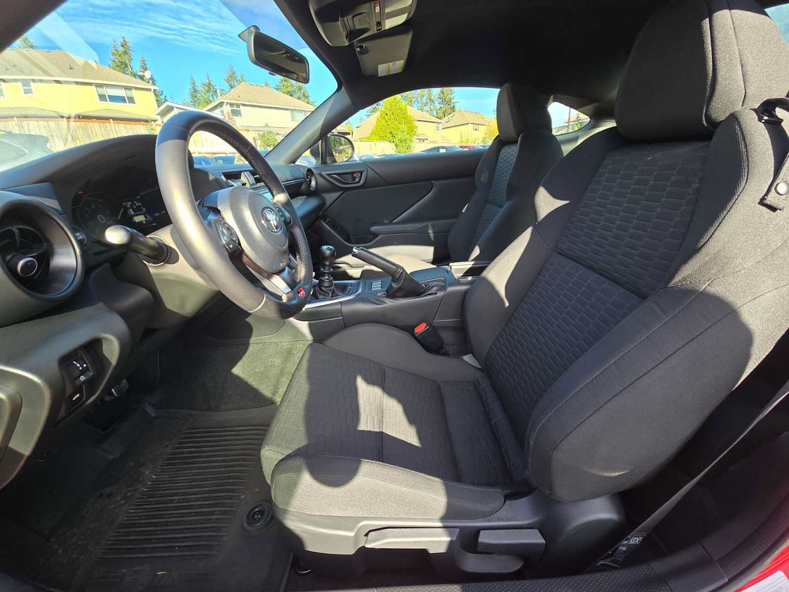 Used 2023 Toyota GR86 RWD image 20