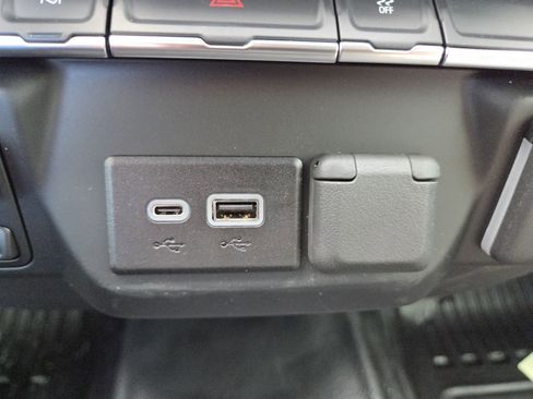 New 2026 GMC Sierra 3500 Pro w/ Convenience Package image 17