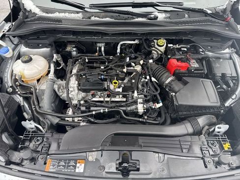 Used 2022 Ford Escape SE w/ Cold Weather Package image 19