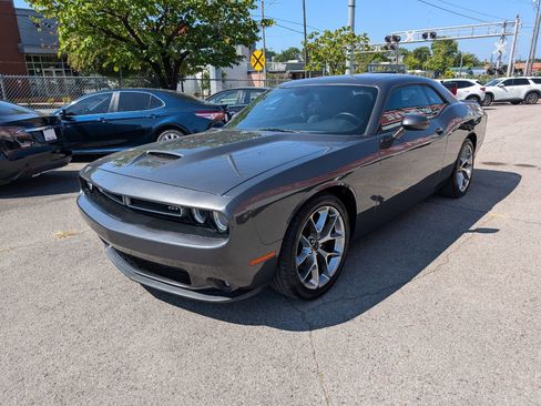 Used 2020 Dodge Challenger GT image 1