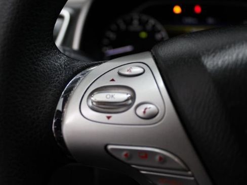 Used 2018 Nissan Murano S w/ Cargo Package image 16