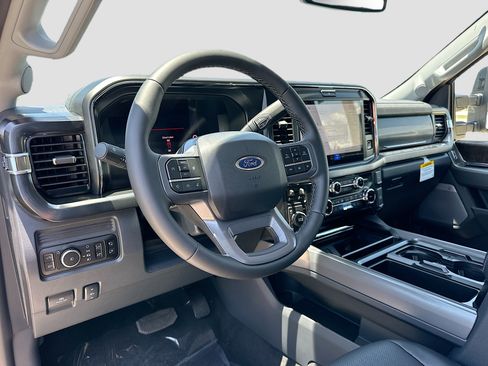 New 2026 Ford F250 4x4 Crew Cab Super Duty image 6