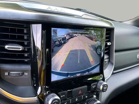 Used 2022 RAM 1500 Big Horn AWD/4WD image 27
