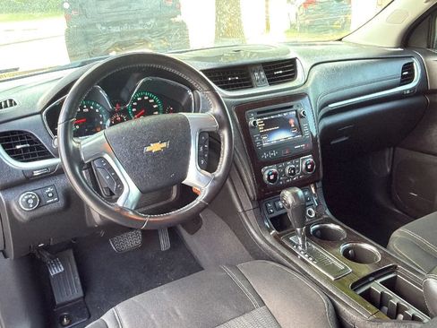 Used 2016 Chevrolet Traverse LT FWD image 14