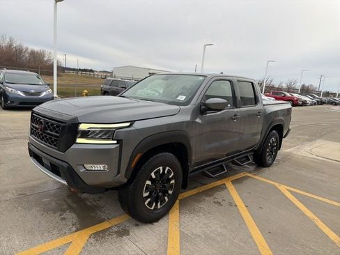 Used 2023 Nissan Frontier PRO-4X w/ Pro Convenience Package image 3