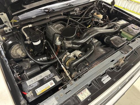 Used 1988 Ford Bronco image 5