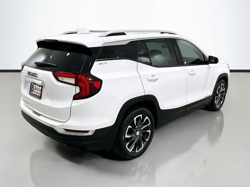 Used 2023 GMC Terrain SLT w/ Infotainment Package II FWD image 7