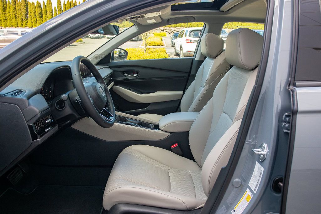 New 2026 Honda Accord EX-L image 23