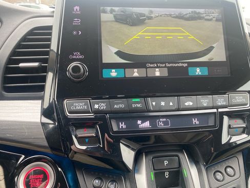 Used 2023 Honda Odyssey Elite image 23