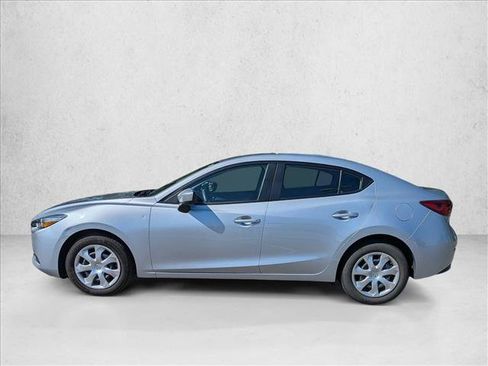 Used 2018 MAZDA MAZDA3 Sport FWD image 8