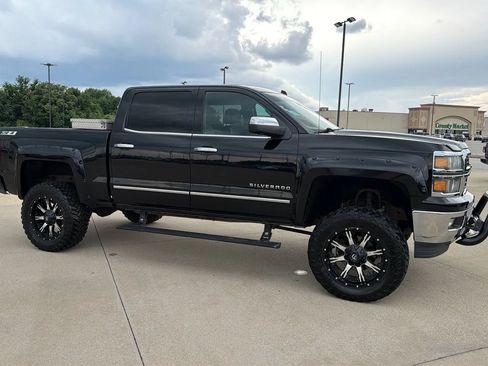 Used 2014 Chevrolet Silverado 1500 LTZ Z71 w/ LTZ Plus Package AWD/4WD image 27
