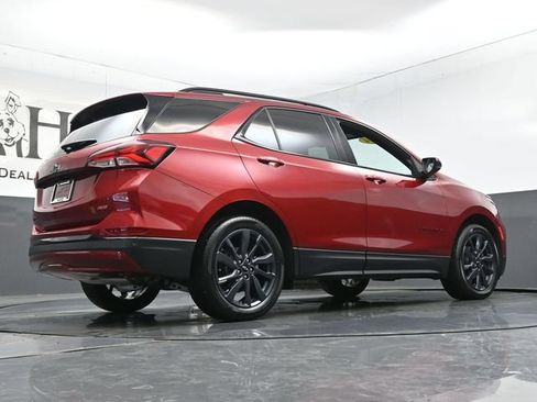 Used 2024 Chevrolet Equinox RS FWD image 33